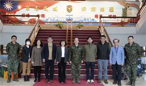 高雄空大校長陳月端率團拜會陸軍八軍團 深化合作，鼓勵國軍弟兄持續進修